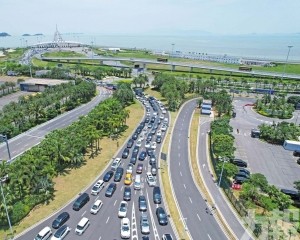 「北上」港澳單牌車超7.7萬輛次