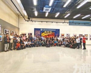 精選百二佳作推廣中華文化