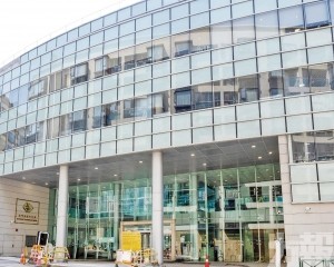 年底結束不構成金融風險