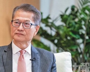 陳茂波：港股集資額暫居全球首位