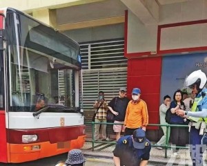 女童過斑馬線被撞送院