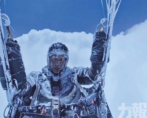 內地男子全身結冰險死