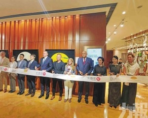 觀古照今中國藝術展揭幕