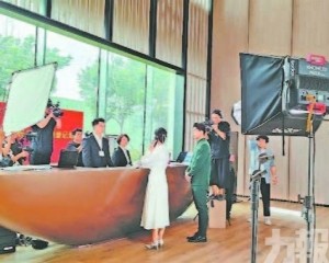 產業規模首超電影票房
