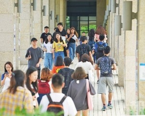 引領高質量發展