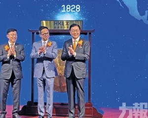 李澤楷：香港為理想上市地點