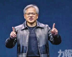 黃仁勳：用多個AI交互詰問