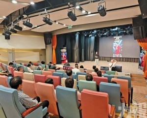 中年好聲音初賽鳴鑼