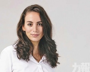 AI奇才對女上司展現絕對忠誠