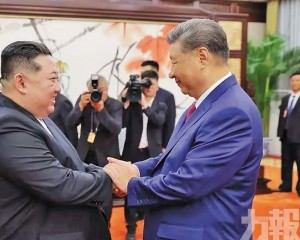 習近平向金正恩致賀電