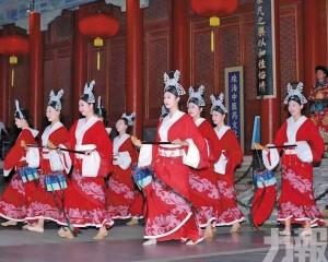 穿漢服入園可享折扣