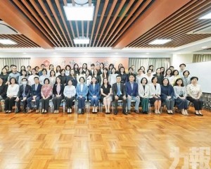 收集施政建議