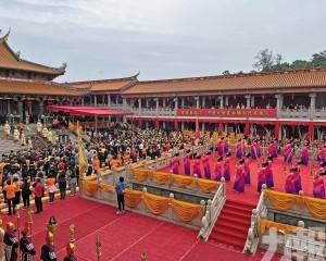 千人共祭祈福促和諧 千人共祭祈福促和諧