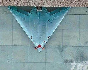 中國空軍76成立周年 新隱形無人機震撼亮相
