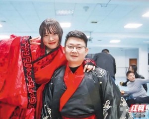 汶川地震脫險女孩  17年後嫁救命軍人