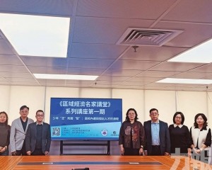 首講探討高校內遷與人才湧現