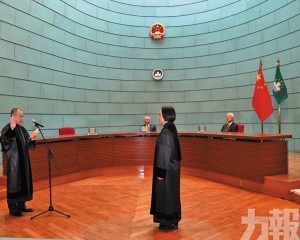 承諾竭誠為澳服務