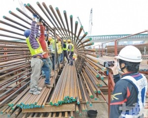 當局：公共工程崗位優先聘本地人