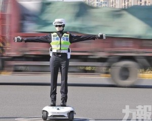 奇瑞墨甲「蕪優」智警於蕪湖執勤