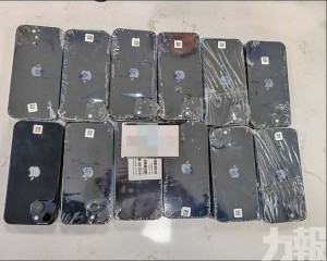 車尾箱暗格藏24台手機