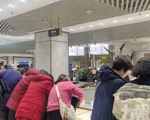 水貝市場人潮如菜市場