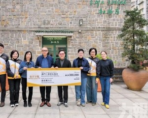 捐贈30萬元助派食物籃支援弱勢社群