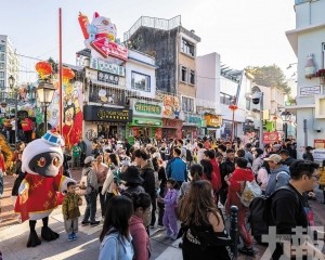 今年起三假期恆常設行人專區