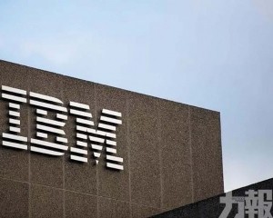 微軟本益比罕見低於 IBM