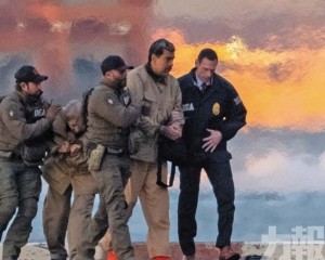 傳深夜牢房高喊「我是總統」