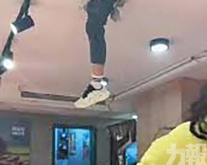 食客受驚四散無人傷