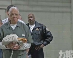 戈斯內爾獄中身亡