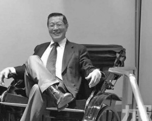 遺囑「只留眼睛不捐」