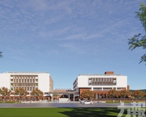 首所公辦高中招收100人