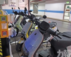 業界籲設超時佔用費阻「霸位」