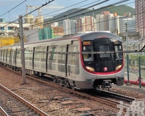 認購額已超300億港元