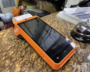 降低商戶數字化門檻