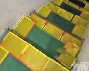  鄰居出入受阻物業介入