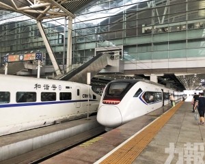 強化對外樞紐功能