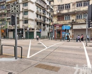 沙梨頭海邊街與土地廟前地交界增過路方向