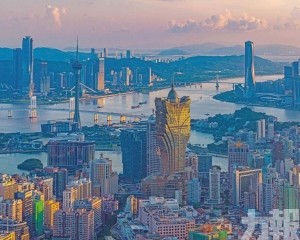 需持續關注外部環境變化和風險