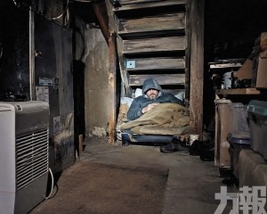美教授地下室驚現陌生男子寄居