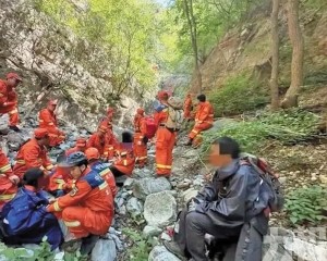 靠最後求救電話獲救