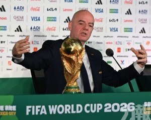 FIFA主席一周飛逾兩萬公里挨批
