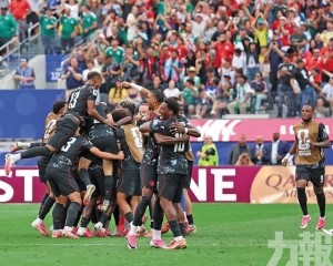 加拿大率先殺入16強