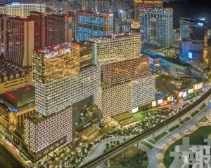 派息9.5億港元佔盈利五成