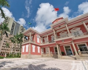 岑浩輝對國務院原總理朱鎔基逝世深切哀悼