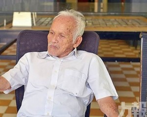 曾以畫作與證詞還原酷刑真相