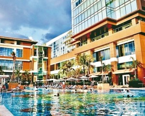 客房目標近12,000間