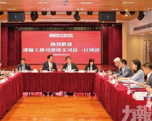 強調全方位推進都更工作