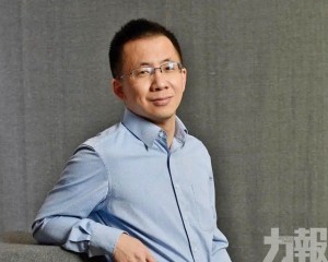 身家逾1,050億美元